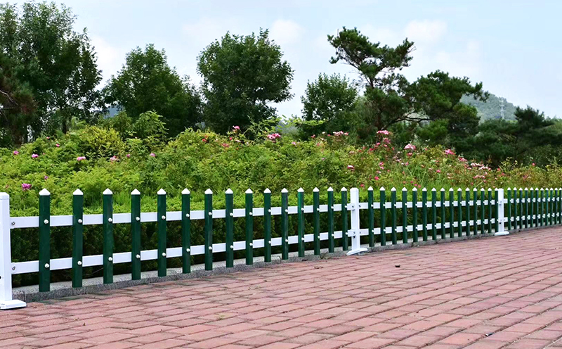鋅鋼草坪護(hù)欄（組裝類(lèi)）案例